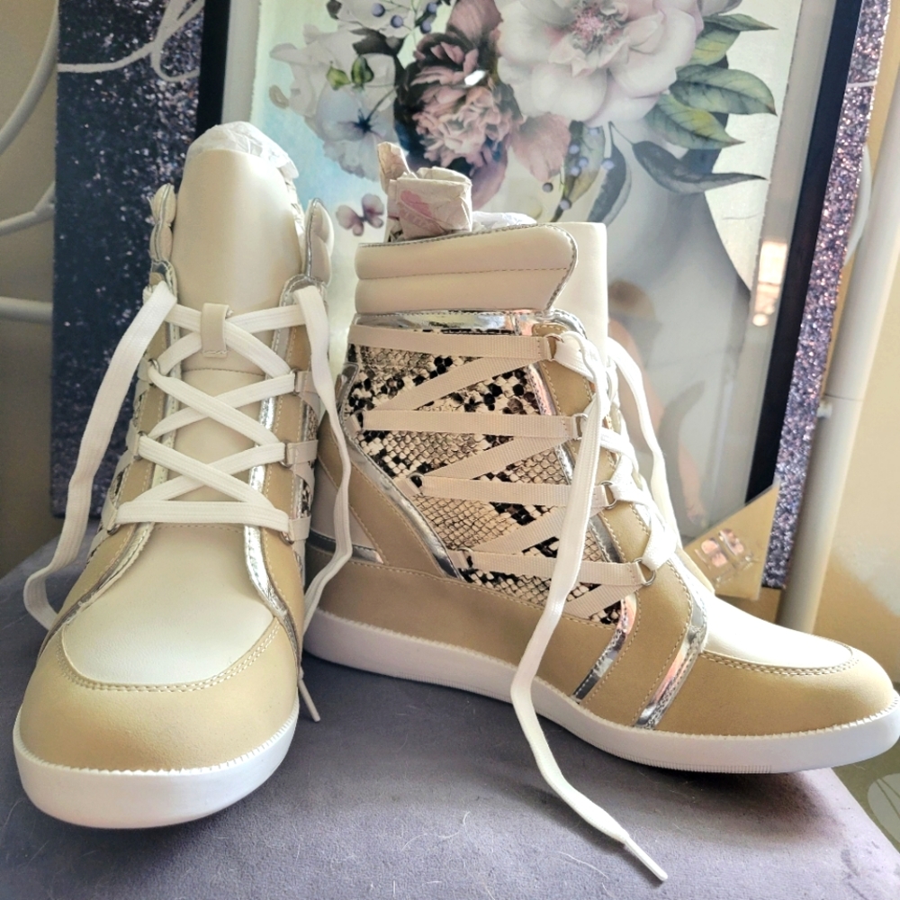 High tops - Picture 2 of 6